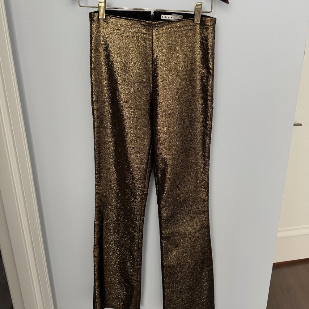 Alice + Olivia Size 2 Gold Lame Pants with A Zipper in the Back